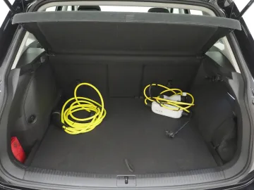 Car image 37