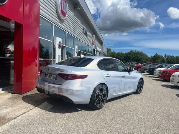 Alfa Romeo Giulia 2.2 AT8 140 kW image number 3