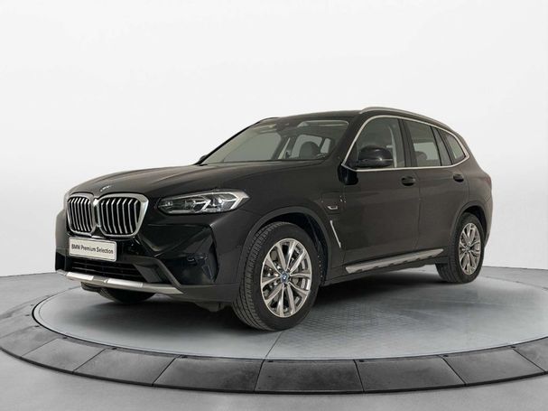 BMW X3 xDrive30e 215 kW image number 1