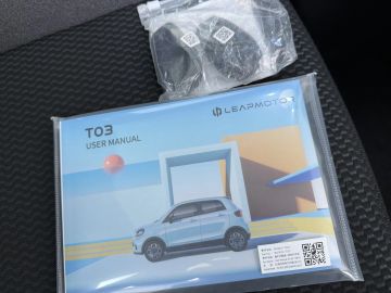 Car image 28