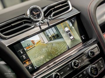 Car image 35