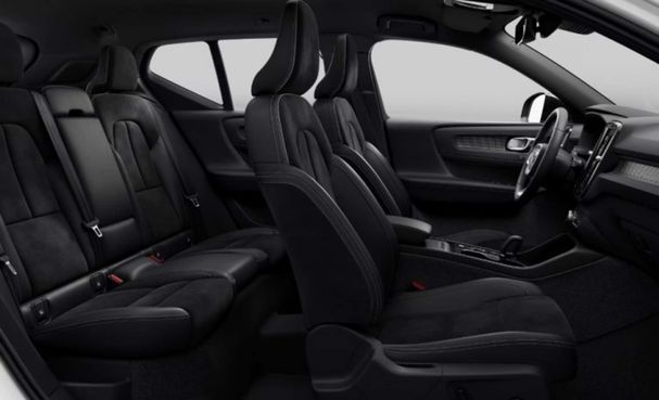 Volvo XC40 B4 Plus Dark 145 kW image number 9