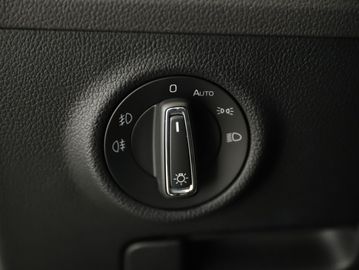 Car image 36