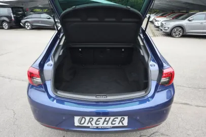 Car image 26