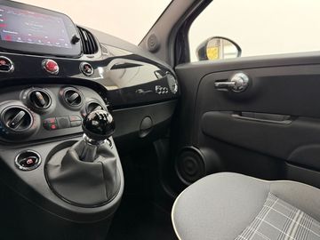 Car image 19