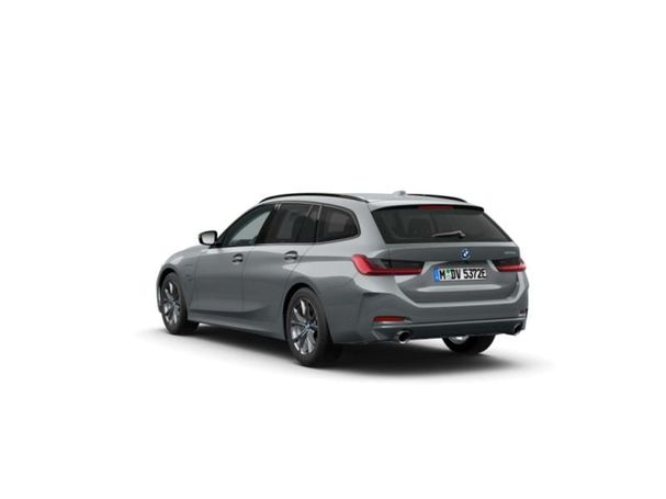 BMW 320 Touring e M 150 kW image number 2