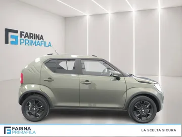 Car image 4