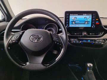 Car image 13