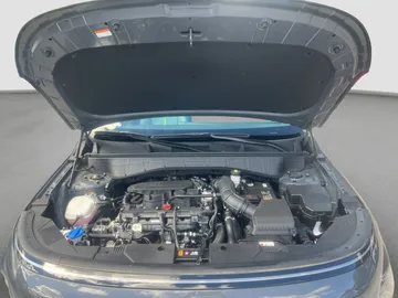 Car image 28