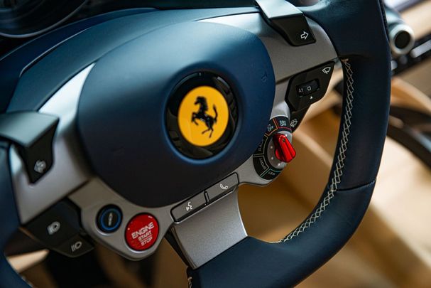 Ferrari 812 Superfast 588 kW image number 20