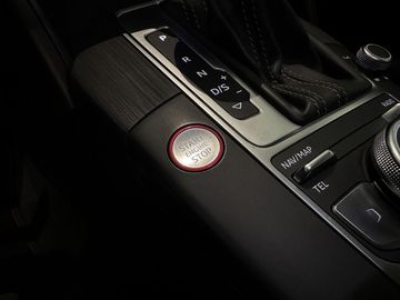 Car image 37