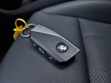 Car image 40