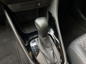 Car image 10