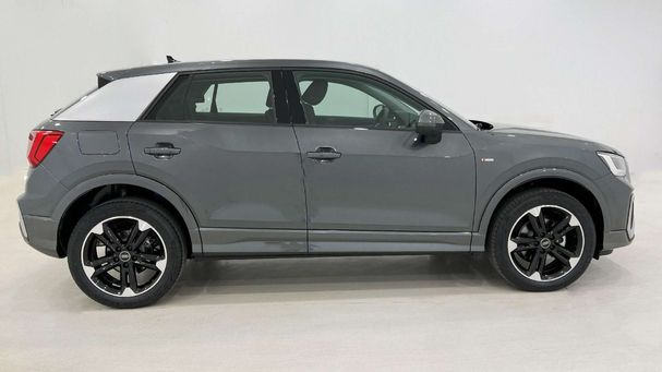 Audi Q2 35 TFSI S tronic S-line 110 kW image number 3