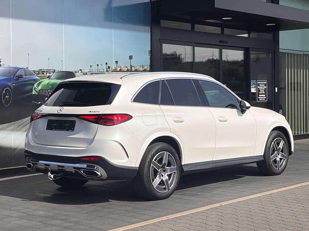 Mercedes-Benz GLC 300 e AMG 230 kW image number 3