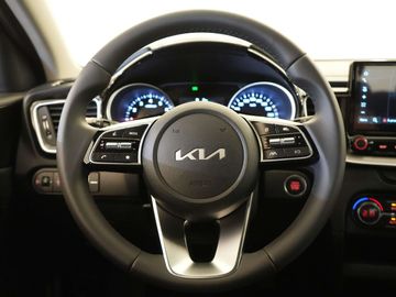 Car image 37