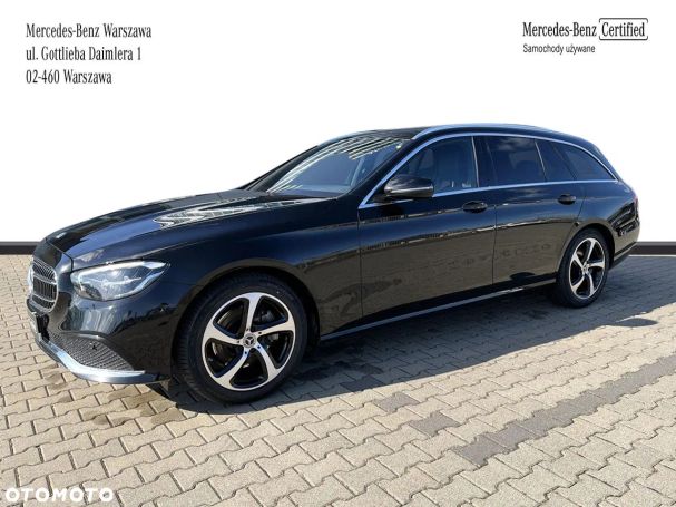 Mercedes-Benz E 220 d T 143 kW image number 1