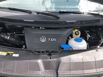 Car image 28