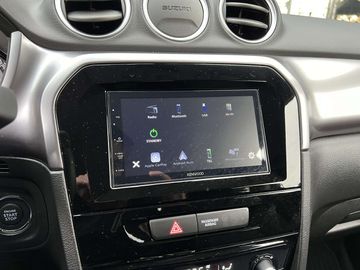 Car image 11