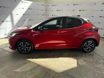Car image 5