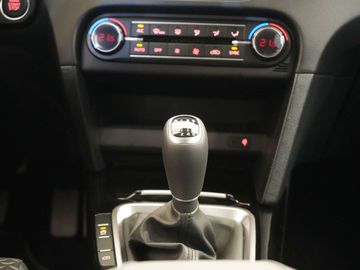 Car image 35