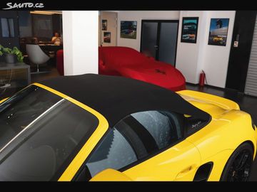 Car image 23