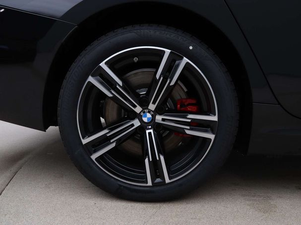 BMW 330 e Touring 215 kW image number 19