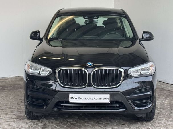 BMW X3 xDrive20i Advantage 135 kW image number 2