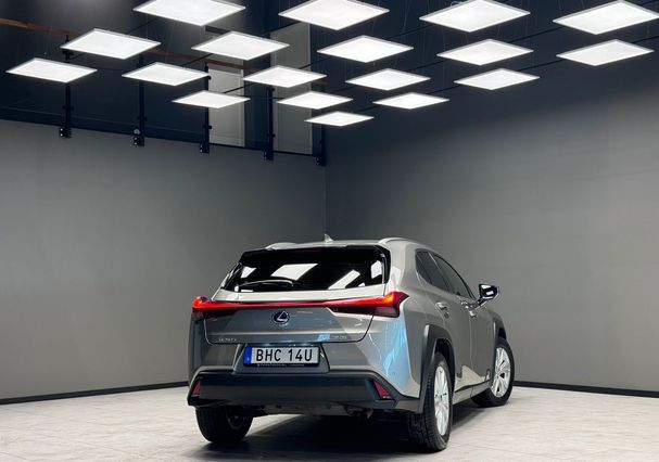 Lexus UX 250h 135 kW image number 2