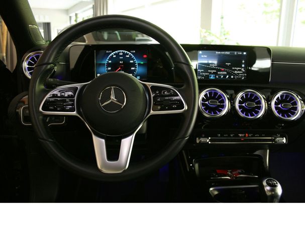 Mercedes-Benz A 180 100 kW image number 9