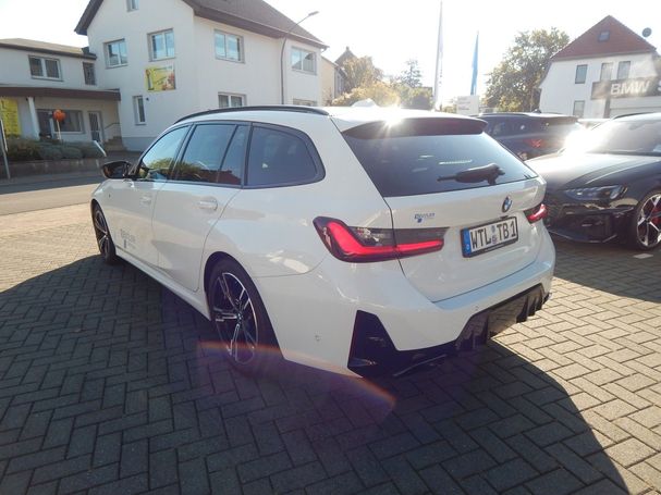 BMW 340d Touring Sport xDrive 250 kW image number 10