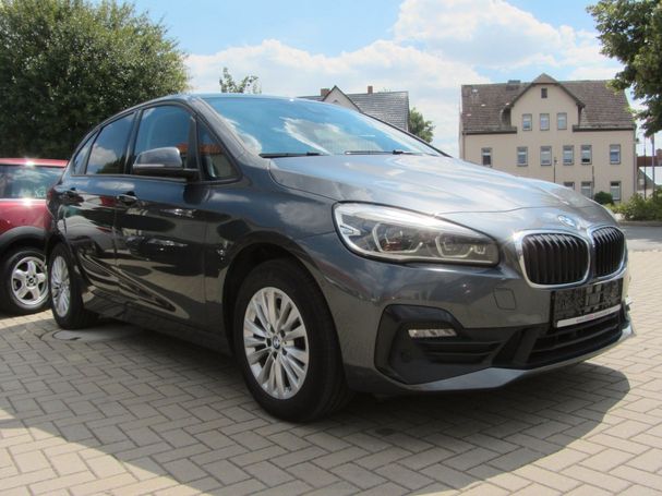 BMW 218d Active Tourer Sport Line 110 kW image number 2