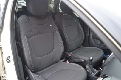 Car image 41