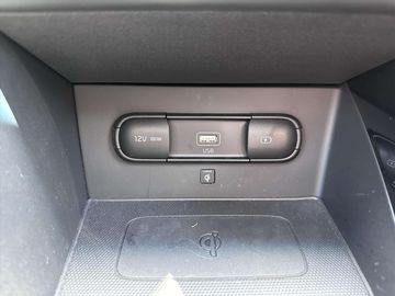 Car image 37