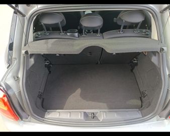 Car image 34