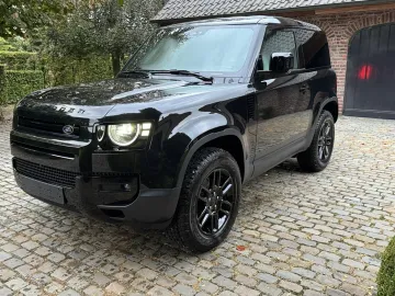 Car image 26