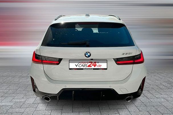 BMW 330i Touring M 180 kW image number 3