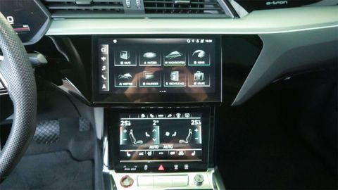 Car image 32