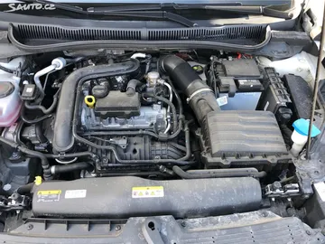 Car image 29