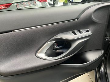 Car image 22