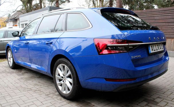 Skoda Superb Premium Edition 4x4 147 kW image number 4