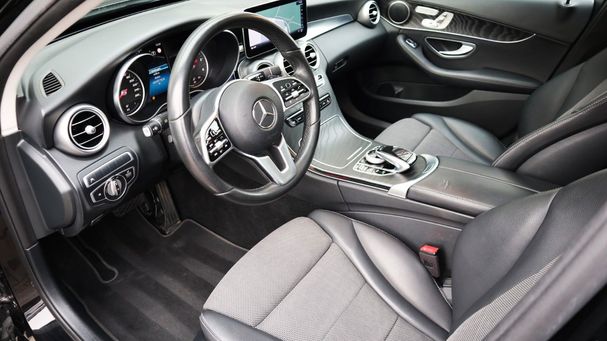 Mercedes-Benz C 300 d 4Matic 180 kW image number 9