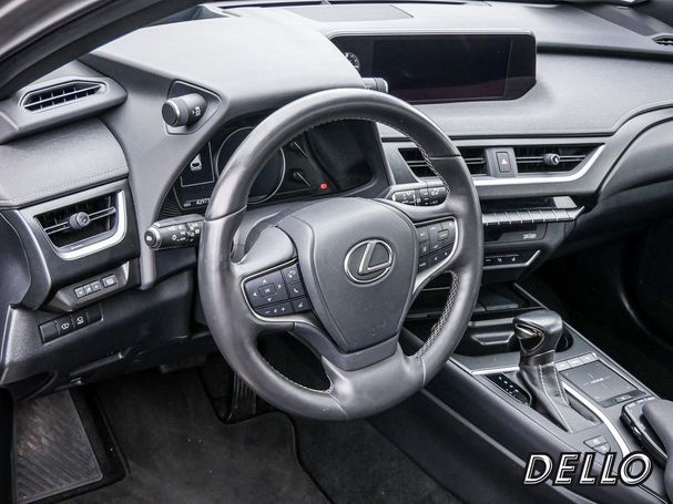 Lexus UX 250h 135 kW image number 38