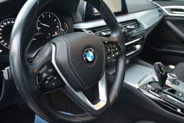 BMW 520d 140 kW image number 24