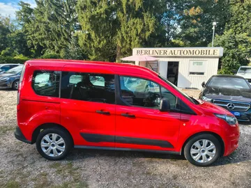 Car image 19