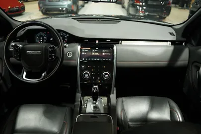 Car image 33