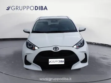 Car image 3