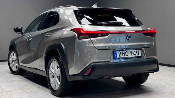 Lexus UX 250h 135 kW image number 21