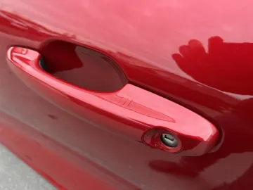 Car image 28