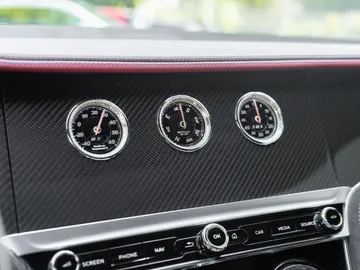 Car image 31